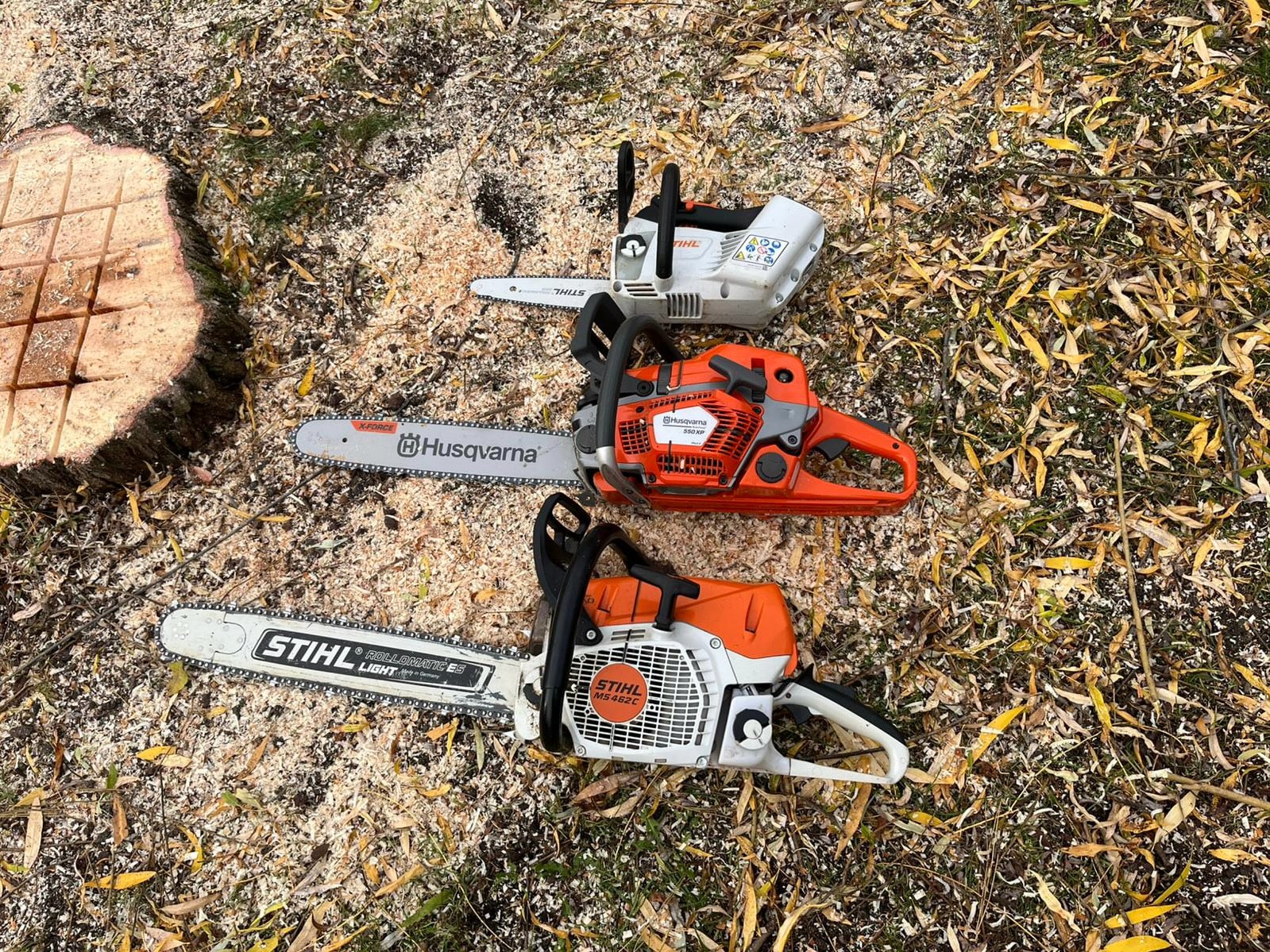 Verschiedene Motorsägen